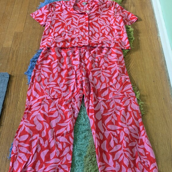 A New Day Tropical Summer Set - Picture 2 of 6